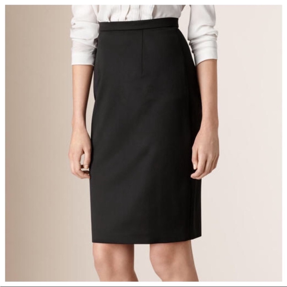 BURBERRY LONDON Black Pencil Skirt Lined Back Zipper Designer Career Sz 10
